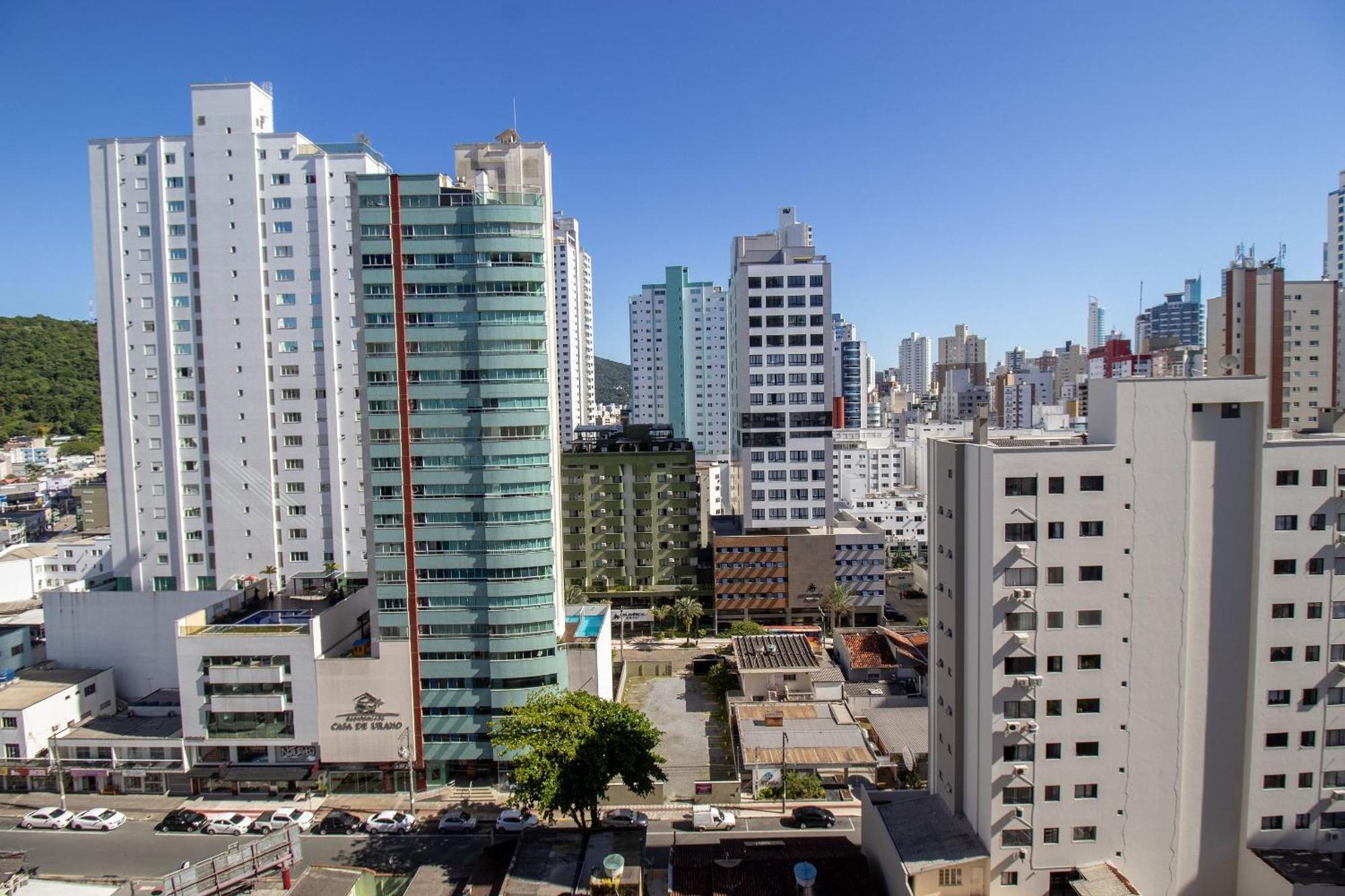 Cs135 - Piscina, Linda Vista, Climatizado, Garagem Apartment Balneario Camboriu Exterior photo